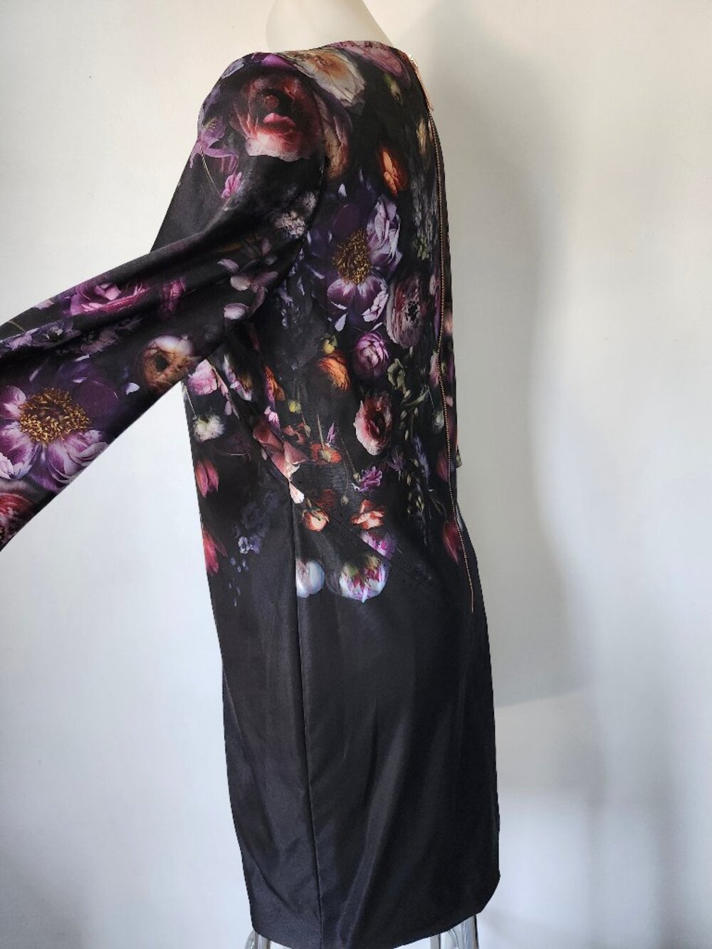 Ted Baker London Shadow Floral ATIENO Black Floral 3/4 Sleeve Dress - Picture 8 of 16